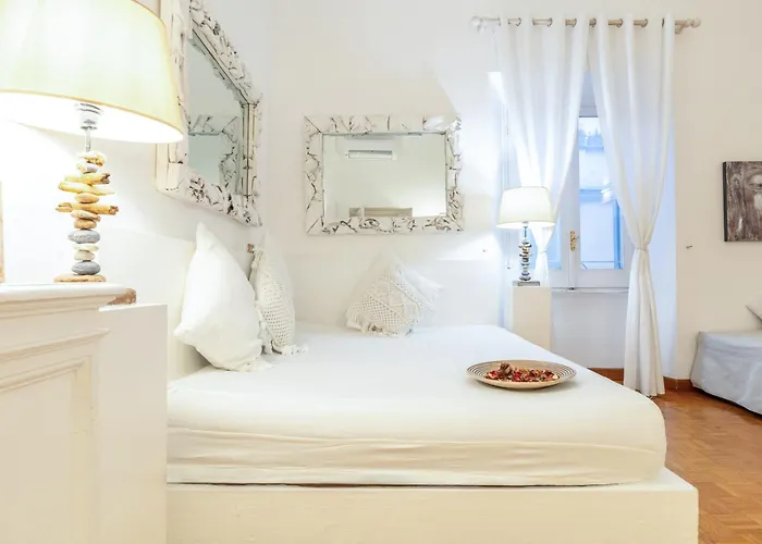 Spanish Steps Flat Apartment