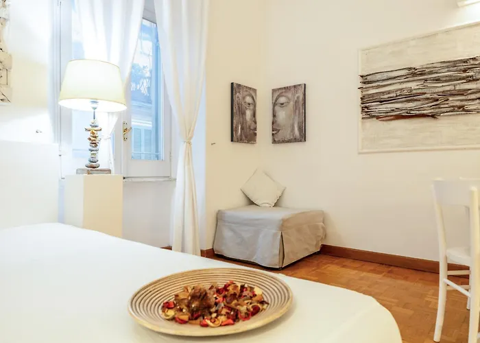 Spanish Steps Flat Apartment *
