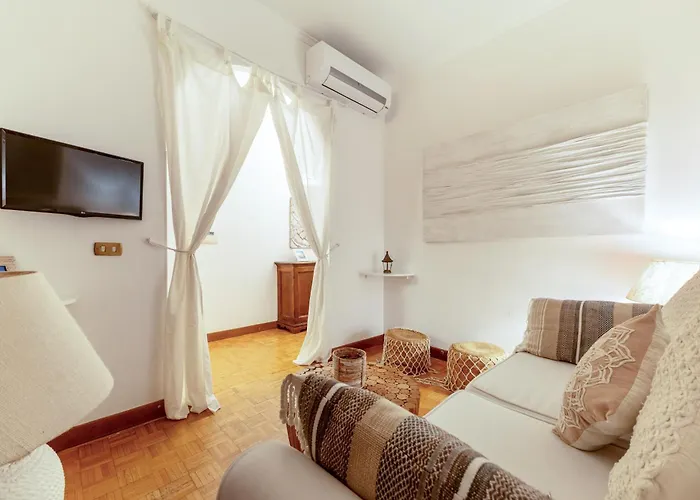 Spanish Steps Flat Rom